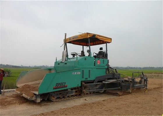 China 9.5m Breedte 350mm het Bedekken het Asfaltbetonmolen van Diktecaterpillar voor Asfalt/Betonweg leverancier