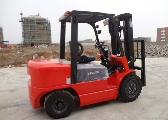 China Tegengewichttype Diesel HandVorkheftruck met Drievoudige Mast en Sideshift leverancier