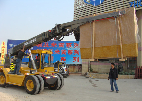 China De hydraulische Mechanische Vorkheftruck van de Transmissie Telescopische Boom voor Bouwvlekken leverancier