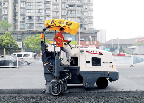 China Machine van het asfalt de Koude Malen voor 160mm Diepte 500mm de Wegen van het Breedte Maximum Malen Onderhoud leverancier